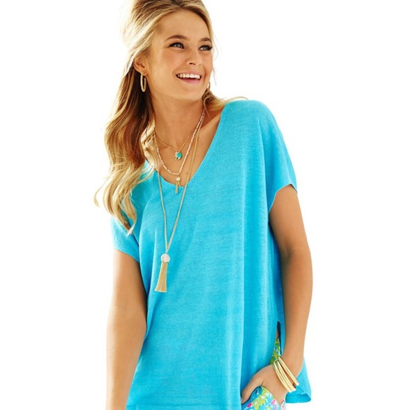Lilly Pulitzer Tops - Lilly Pulitzer Sanford V-Neck Pullover Blouse